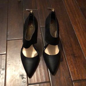 Black snakeskin Jessica Simpson heels